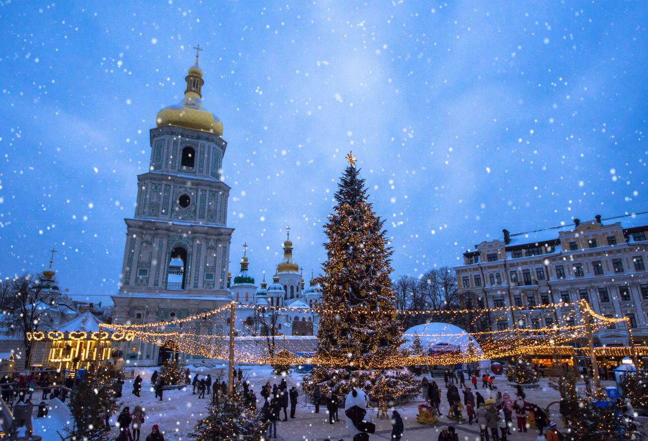10 Of The Most Unique Winter Holiday Traditions Around The World Alone Together